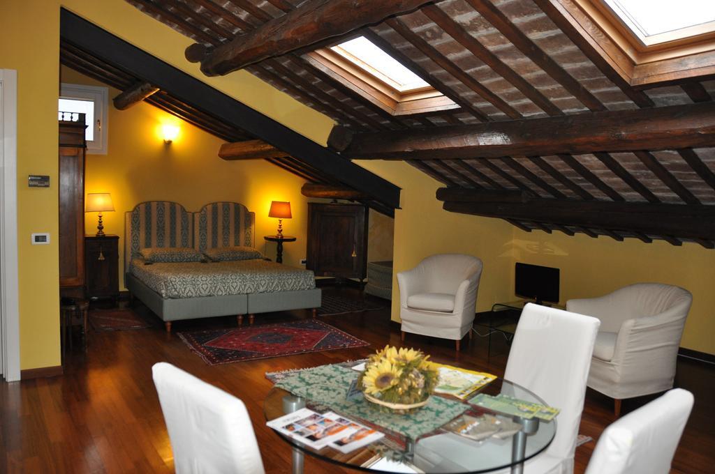 Piazza Nova Guest House Ferrare Chambre photo