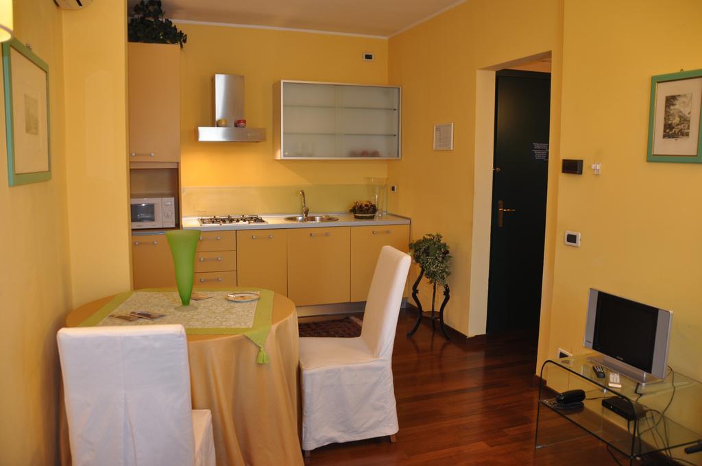 Piazza Nova Guest House Ferrare Chambre photo