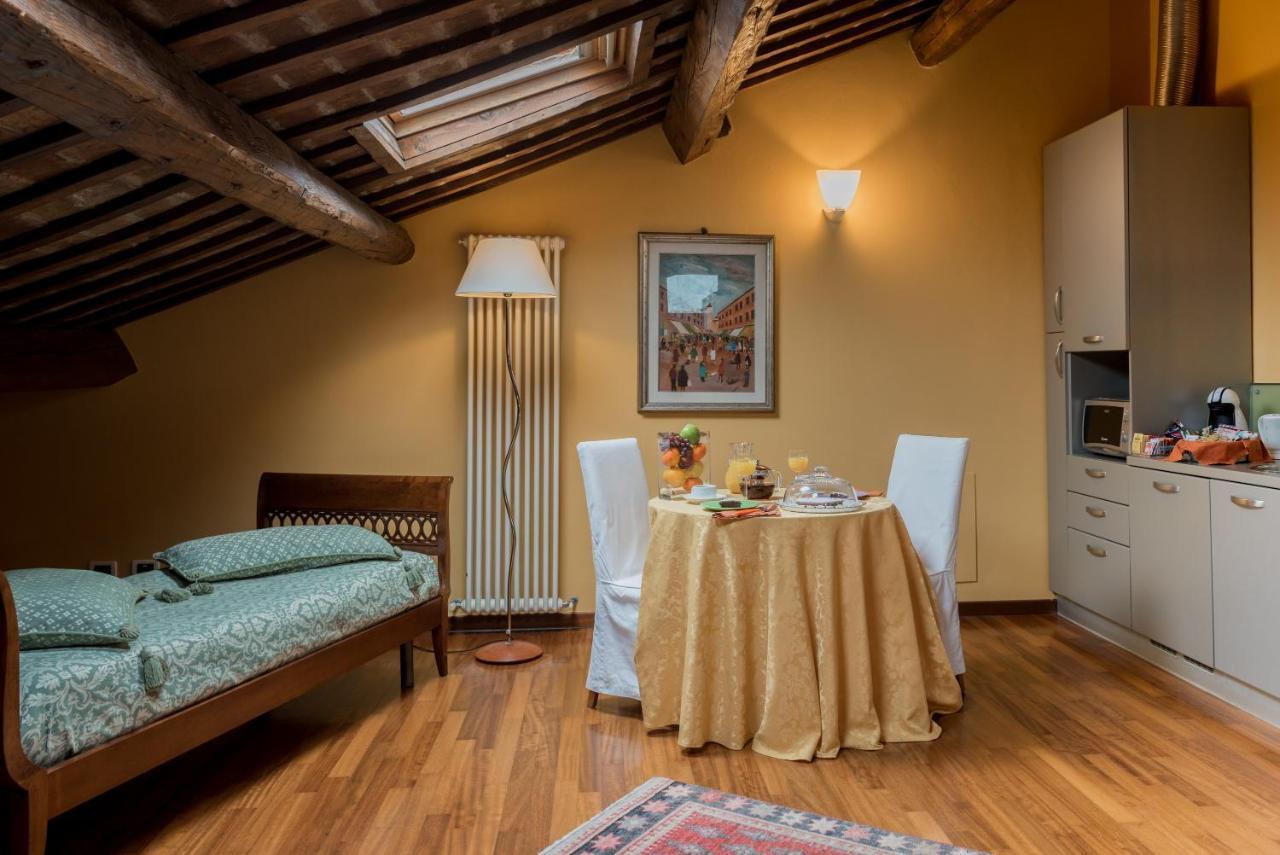 Piazza Nova Guest House Ferrare Extérieur photo
