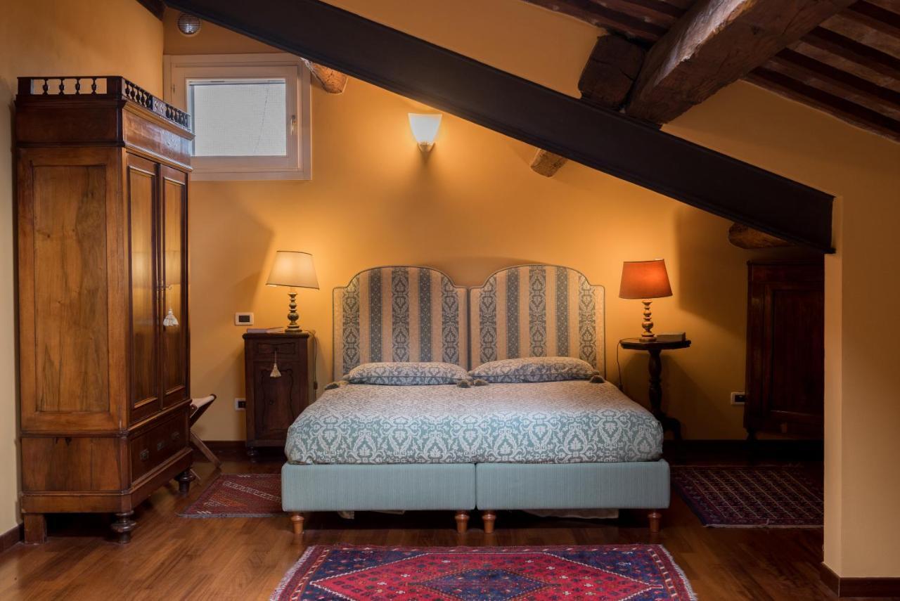 Piazza Nova Guest House Ferrare Extérieur photo